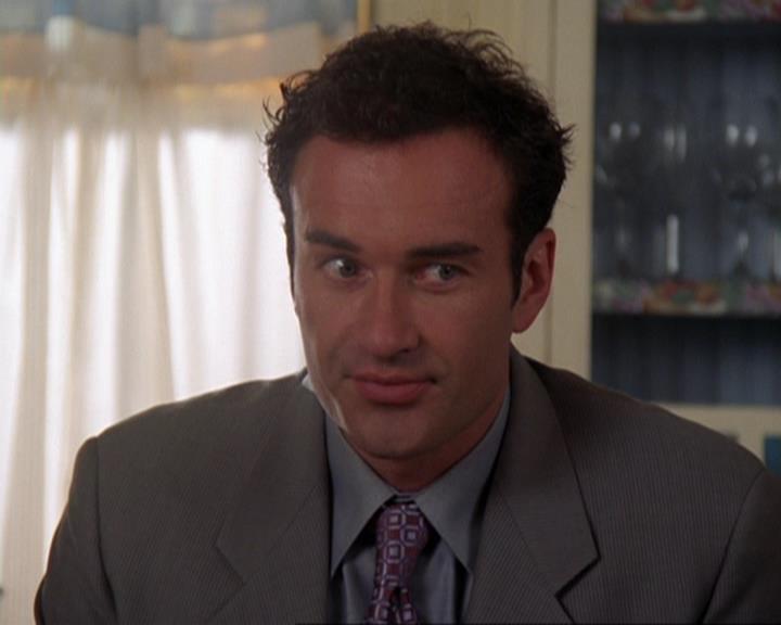 Charmed-Online-dot-417SavingPrivateLeo0055.jpg