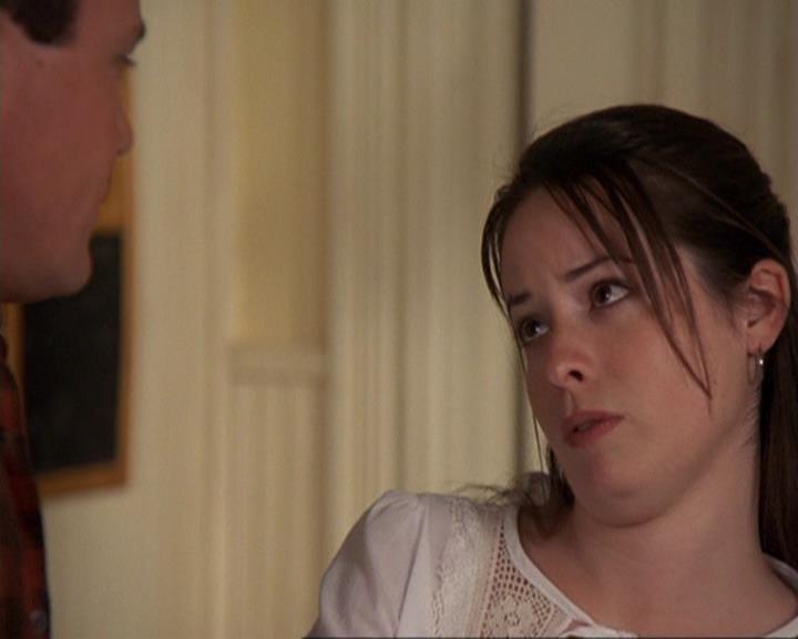 Charmed-Online-dot-417SavingPrivateLeo0103.jpg