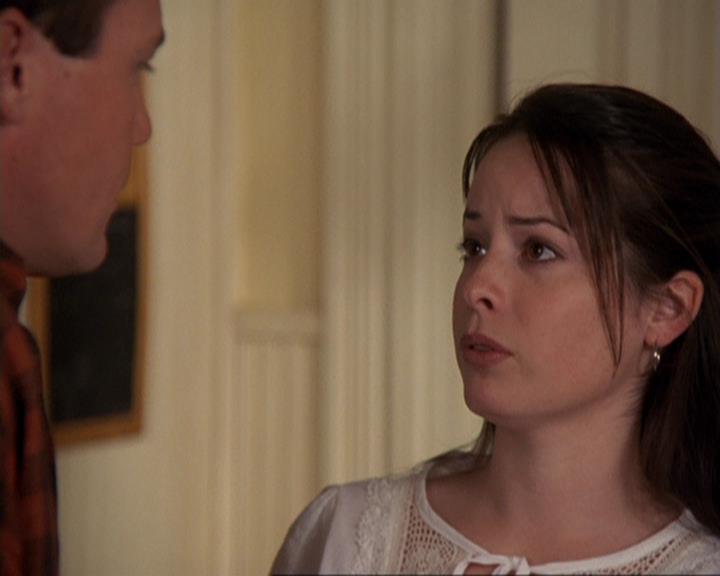 Charmed-Online-dot-417SavingPrivateLeo0106.jpg