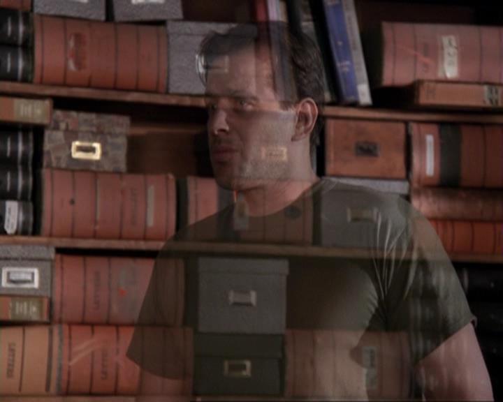 Charmed-Online-dot-417SavingPrivateLeo0158.jpg