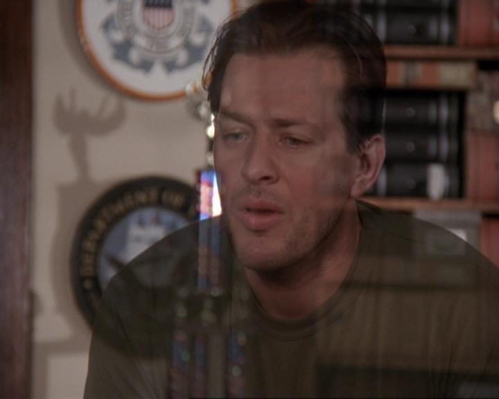 Charmed-Online-dot-417SavingPrivateLeo0175.jpg