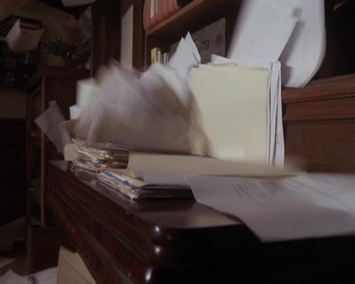 Charmed-Online-dot-417SavingPrivateLeo0219.jpg