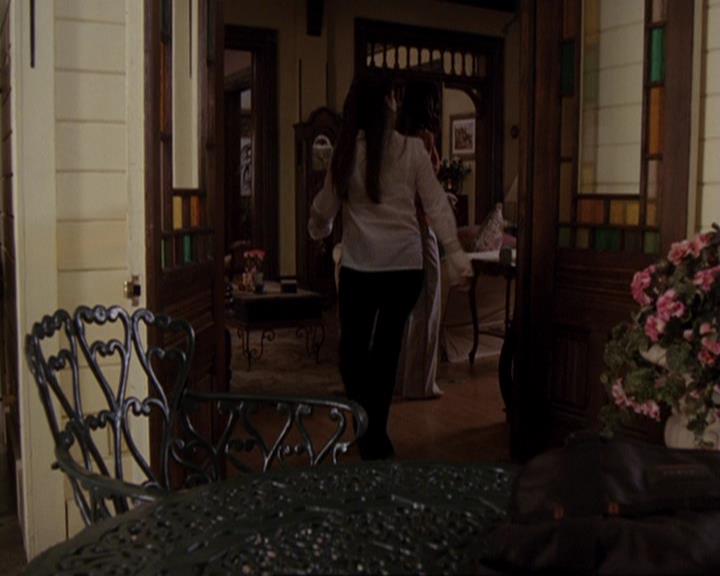 Charmed-Online-dot-417SavingPrivateLeo0355.jpg