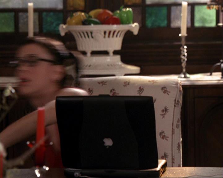 Charmed-Online-dot-417SavingPrivateLeo0360.jpg