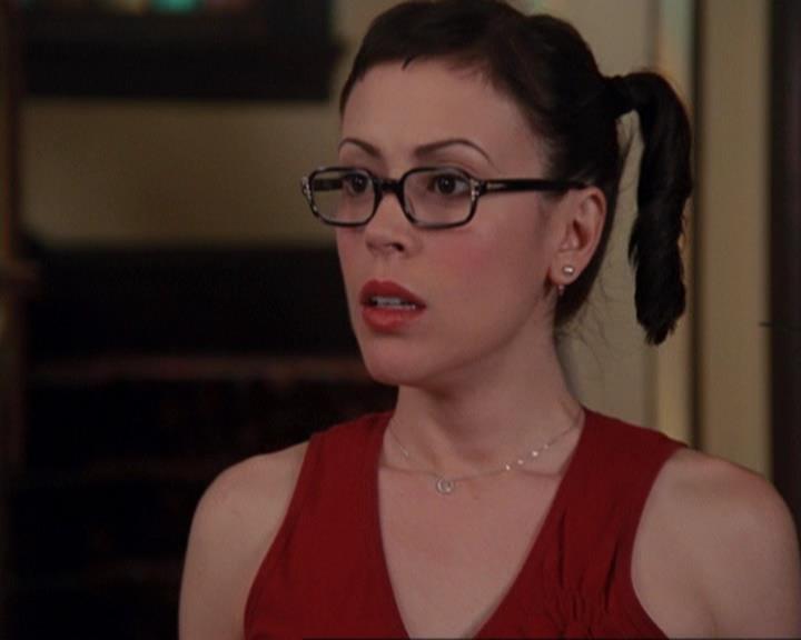 Charmed-Online-dot-417SavingPrivateLeo0363.jpg
