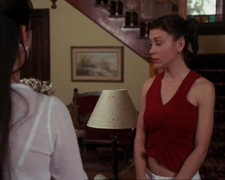 Charmed-Online-dot-417SavingPrivateLeo0379.jpg