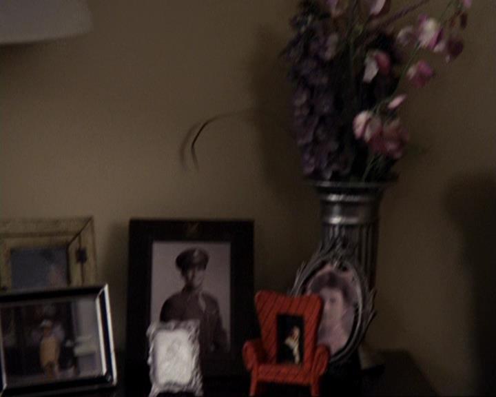 Charmed-Online-dot-417SavingPrivateLeo0397.jpg