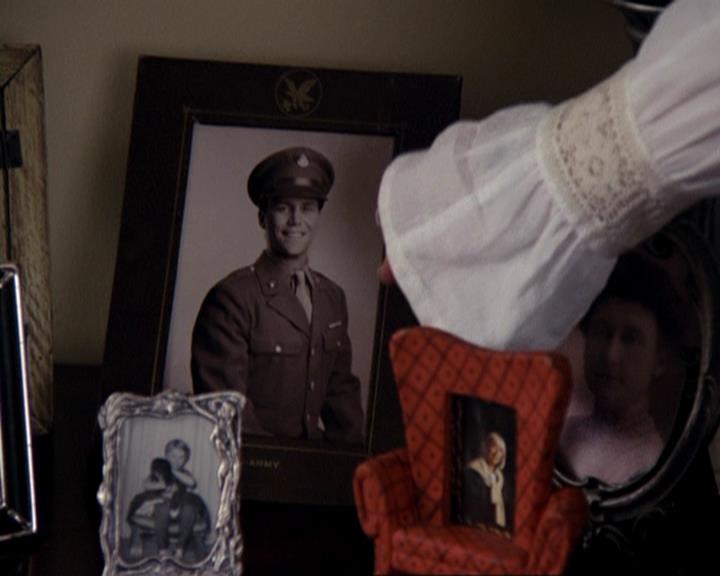 Charmed-Online-dot-417SavingPrivateLeo0402.jpg