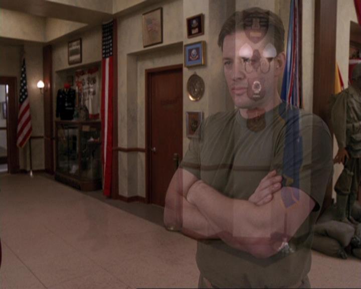 Charmed-Online-dot-417SavingPrivateLeo0419.jpg