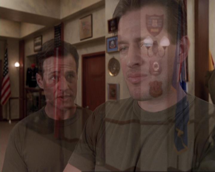 Charmed-Online-dot-417SavingPrivateLeo0434.jpg