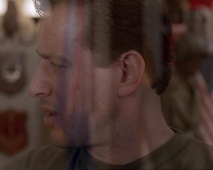 Charmed-Online-dot-417SavingPrivateLeo0448.jpg