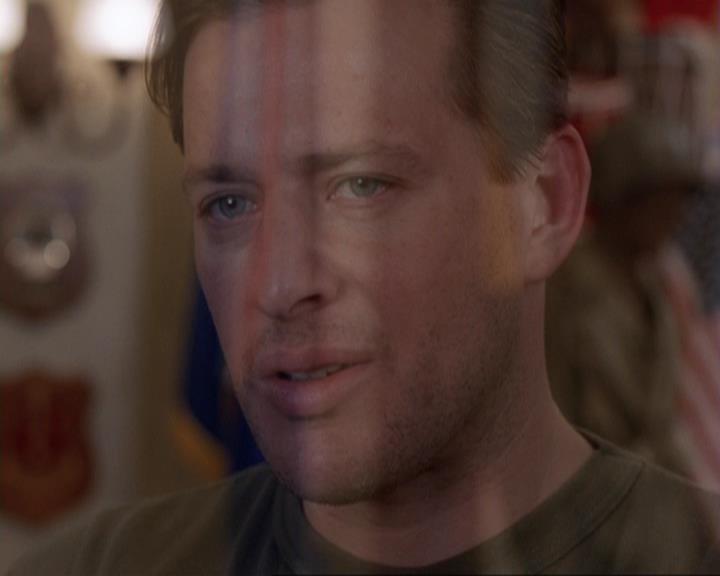 Charmed-Online-dot-417SavingPrivateLeo0454.jpg
