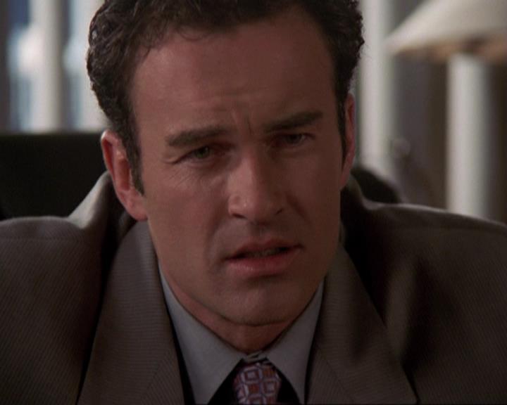 Charmed-Online-dot-417SavingPrivateLeo0544.jpg
