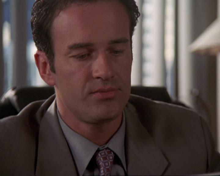 Charmed-Online-dot-417SavingPrivateLeo0556.jpg