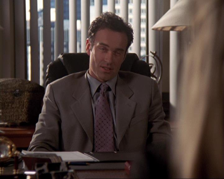 Charmed-Online-dot-417SavingPrivateLeo0566.jpg