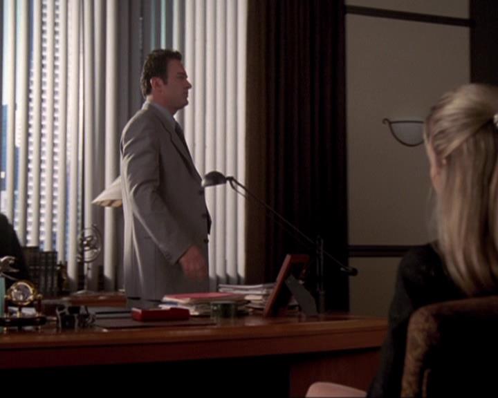 Charmed-Online-dot-417SavingPrivateLeo0577.jpg