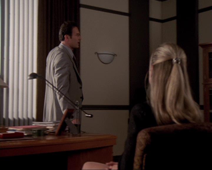 Charmed-Online-dot-417SavingPrivateLeo0578.jpg
