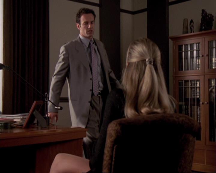 Charmed-Online-dot-417SavingPrivateLeo0579.jpg