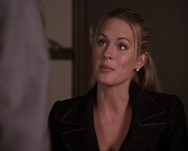 Charmed-Online-dot-417SavingPrivateLeo0588.jpg