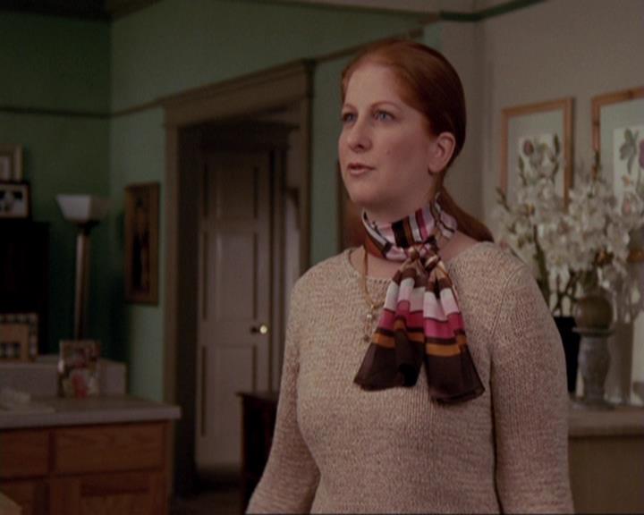 Charmed-Online-dot-417SavingPrivateLeo0622.jpg