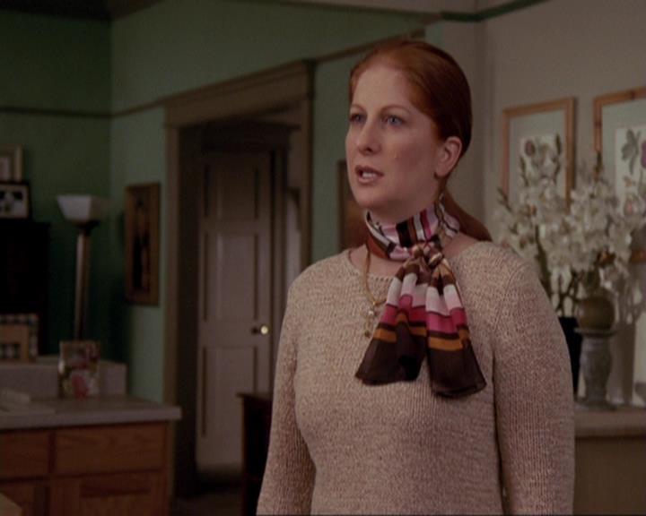 Charmed-Online-dot-417SavingPrivateLeo0623.jpg