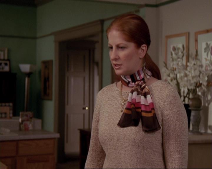 Charmed-Online-dot-417SavingPrivateLeo0629.jpg