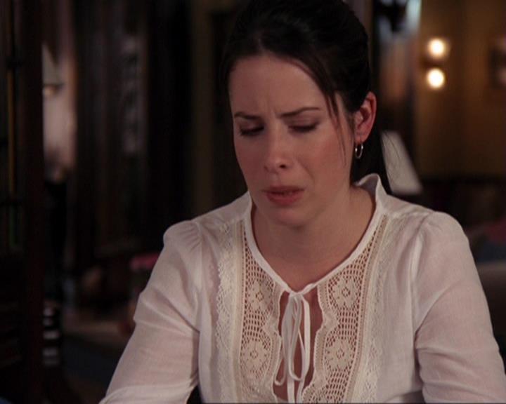 Charmed-Online-dot-417SavingPrivateLeo0684.jpg Charmed-Online-dot-417SavingPrivateLeo0684.jpg