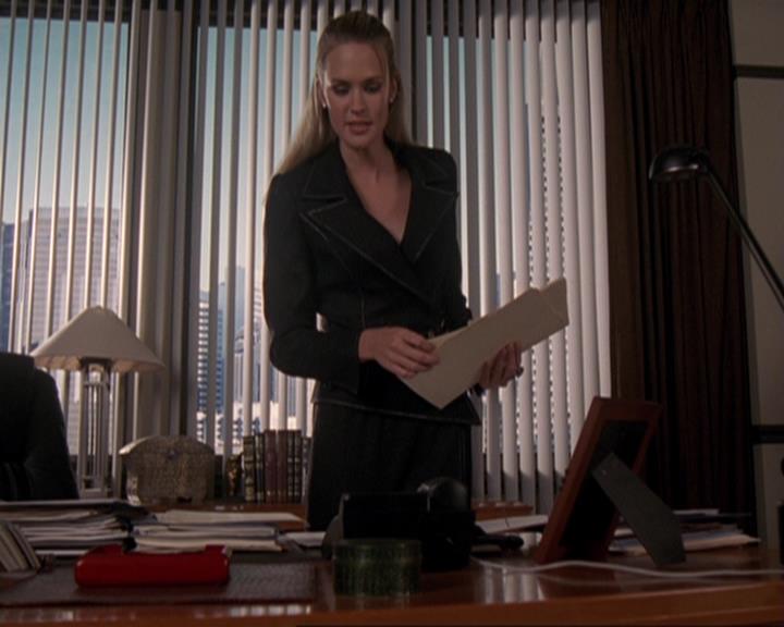Charmed-Online-dot-417SavingPrivateLeo0731.jpg