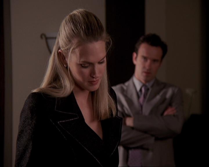 Charmed-Online-dot-417SavingPrivateLeo0774.jpg