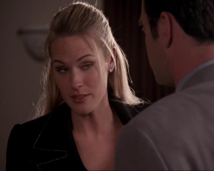 Charmed-Online-dot-417SavingPrivateLeo0784.jpg