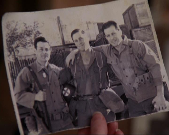 Charmed-Online-dot-417SavingPrivateLeo0819.jpg