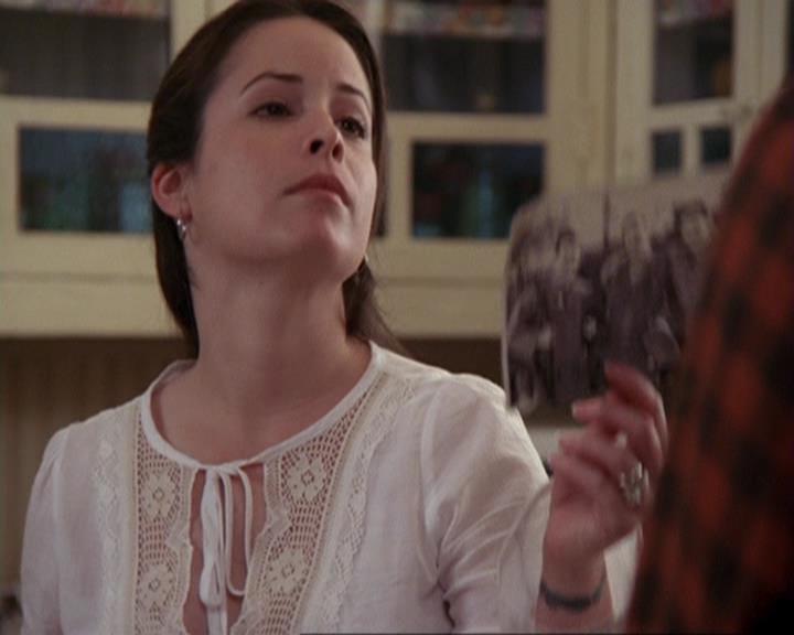 Charmed-Online-dot-417SavingPrivateLeo0837.jpg
