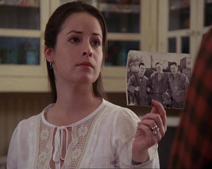 Charmed-Online-dot-417SavingPrivateLeo0839.jpg