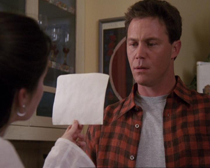 Charmed-Online-dot-417SavingPrivateLeo0841.jpg