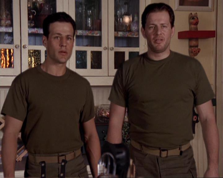 Charmed-Online-dot-417SavingPrivateLeo0859.jpg Charmed-Online-dot-417SavingPrivateLeo0859.jpg