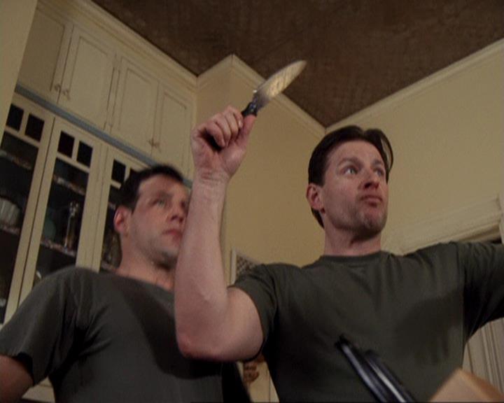 Charmed-Online-dot-417SavingPrivateLeo0863.jpg
