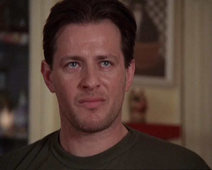 Charmed-Online-dot-417SavingPrivateLeo0884.jpg