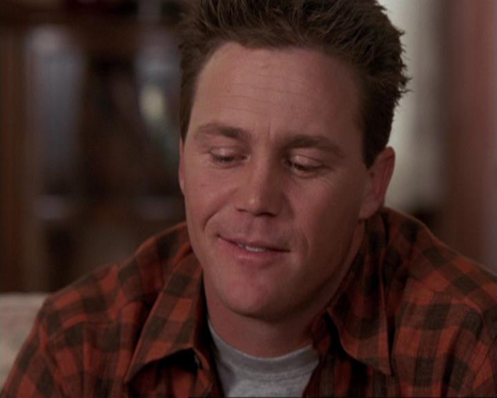 Charmed-Online-dot-417SavingPrivateLeo0939.jpg
