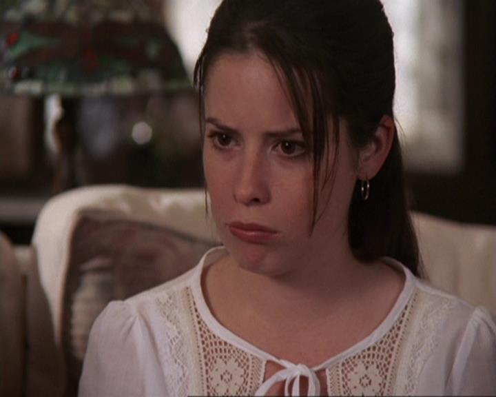 Charmed-Online-dot-417SavingPrivateLeo0942.jpg