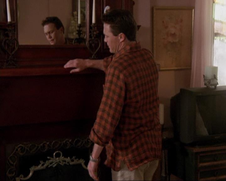 Charmed-Online-dot-417SavingPrivateLeo0954.jpg