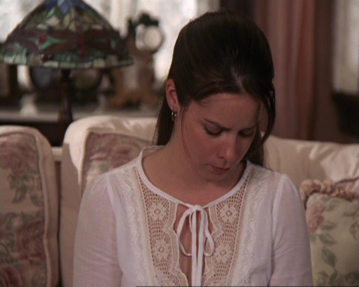 Charmed-Online-dot-417SavingPrivateLeo0967.jpg