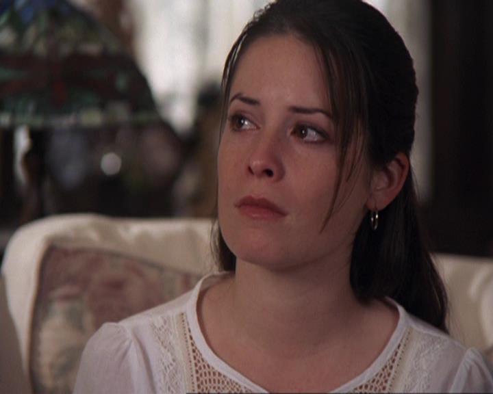 Charmed-Online-dot-417SavingPrivateLeo1064.jpg