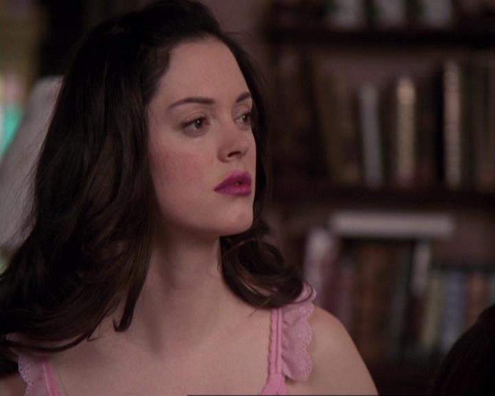 Charmed-Online-dot-417SavingPrivateLeo1069.jpg