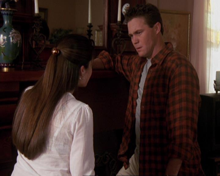 Charmed-Online-dot-417SavingPrivateLeo1080.jpg