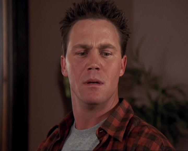 Charmed-Online-dot-417SavingPrivateLeo1123.jpg