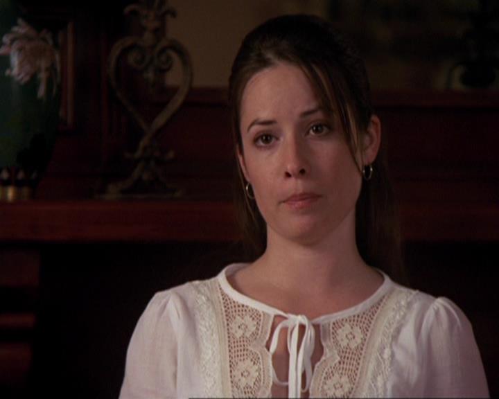 Charmed-Online-dot-417SavingPrivateLeo1146.jpg