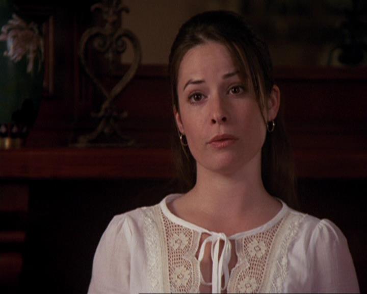 Charmed-Online-dot-417SavingPrivateLeo1147.jpg