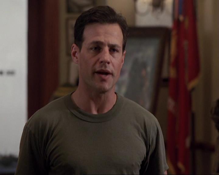 Charmed-Online-dot-417SavingPrivateLeo1177.jpg