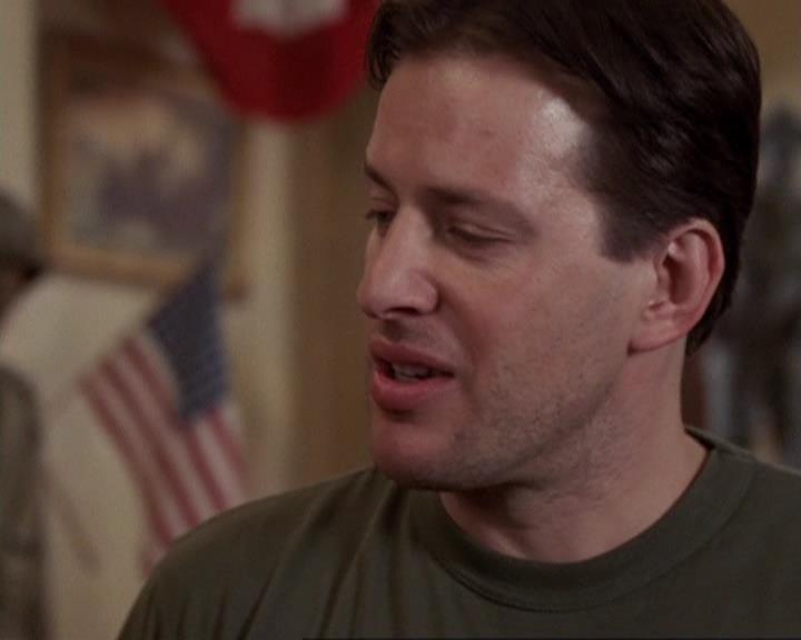 Charmed-Online-dot-417SavingPrivateLeo1197.jpg