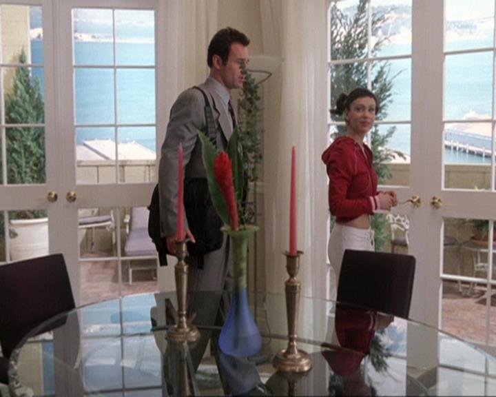 Charmed-Online-dot-417SavingPrivateLeo1251.jpg